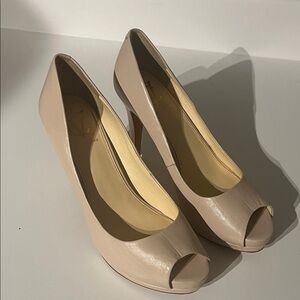Vero Cuoio Nude Peep-Toe Heels